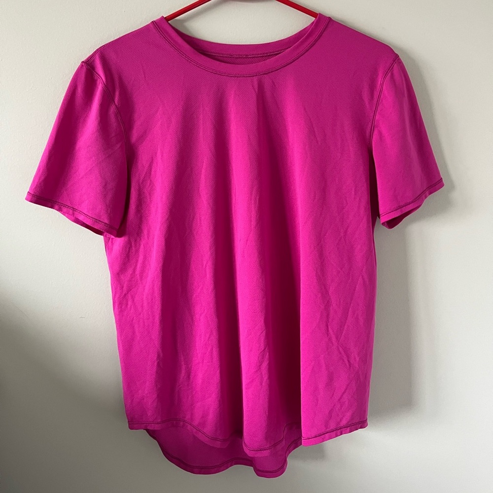 Lululemon High Neck Running and Training T-Shirt size 6/8